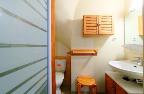 Chamonix City Centre Apartment | Apartment Les Periades by Interhome