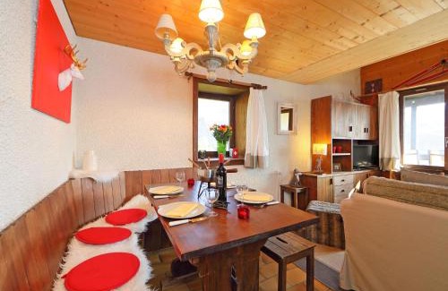 Gryon Apartment | Apartment Les Petites Maraîches 132-389 by Interhome