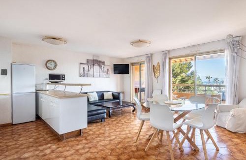 Toulon - Hyeres Apartment | Apartment Les Regates-1 by Interhome