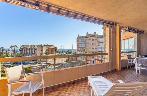 Toulon - Hyeres Apartment | Apartment Les Regates-1 by Interhome