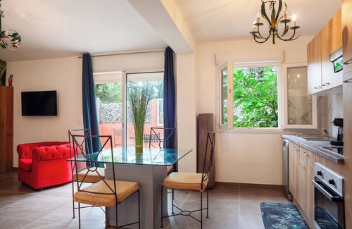 Ginasservis Apartment | Apartment "Les Salons du Bastier 2" with Private Terrace & Wi-Fi