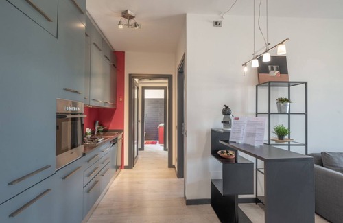 Padova Apartment | Apartment located on the eighth floor of a building, with liftIn 90 square meters of space, it comfortably accommodates 5 people with a double bedroom, a single bedroom and a sofa bed in the living roomPretty and strategic area just a few minutes walk fr