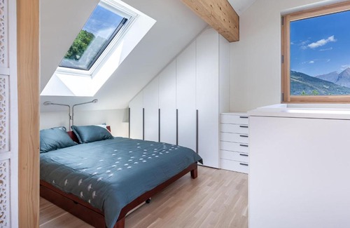 Leontica Apartment | Apartment Loft Lepontica by Interhome