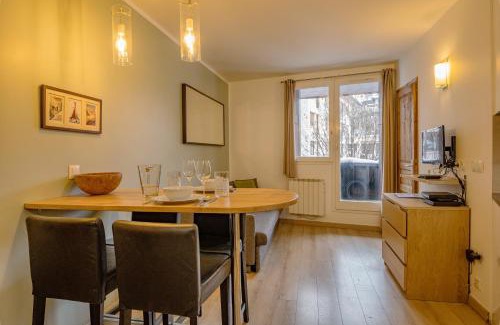 Chamonix City Centre Apartment | Apartment Lognan 1 - A Chamonix Mont Blanc Haven