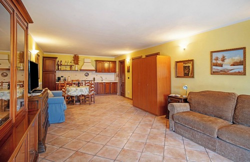 Bellissimi Apartment | Apartment 'Lorenzo' with Mountain View, Shared Pool and Wi-Fi