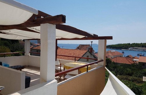 Prvic Luka Apartment | Apartment Luca