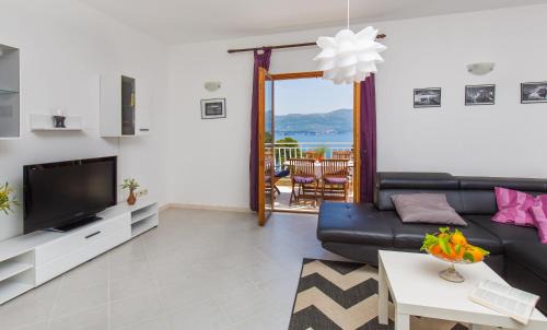 Kolocep Island Apartment | Apartment Lujak
