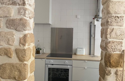 Quartier Saint-Ambroise Apartment | Apartment Luma Oberkampf/Jean Pierre Timbaud district