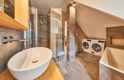 Pec pod Snezkou Apartment | Apartment Máj-4 by Interhome