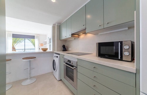 Mojacar Apartment | Apartment Macenas Palm House with Sea View, Shared Pool & Terrace