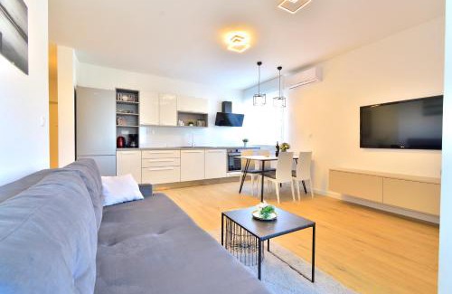 Vranjic Apartment | Apartment MAIA