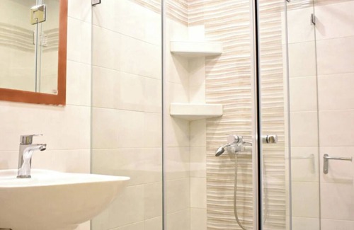 Merichas Apartment | Apartment 'Manolika Studio 3' with Sea View, Wi-Fi and Air Conditioning