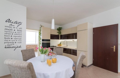 Sutivan Apartment | Apartment Marcela - Deluxe Two Bedroom Apartment with Terrace and Sea View