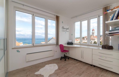 Sutivan Apartment | Apartment Marcela - Deluxe Two Bedroom Apartment with Terrace and Sea View