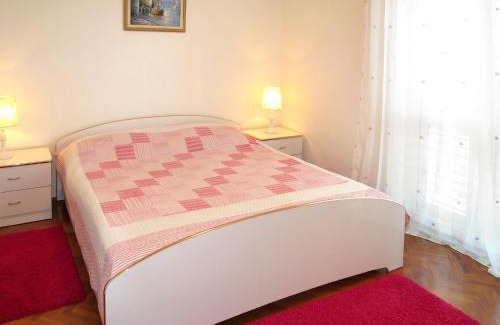 Kali Apartment | Apartment Marija by Interhome