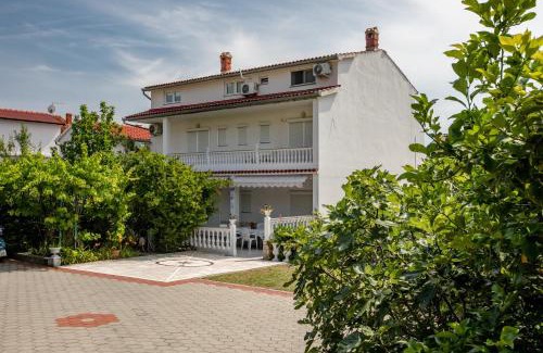 Palit Apartment | Apartment Metka, excellent location close to Rab
