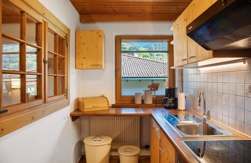 Ried im Zillertal Apartment | Apartment 'Mia' with Mountain View, Balcony and Wi-Fi