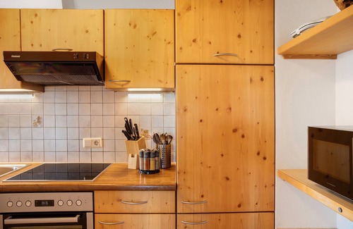 Ried im Zillertal Apartment | Apartment 'Mia' with Mountain View, Balcony and Wi-Fi