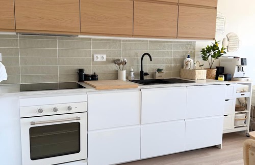 Vila Real Santo Antonio Apartment | Apartment 'Mira Mar' with Sea View, Balcony and Wi-Fi