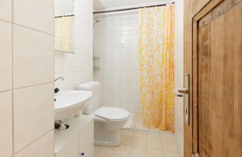 Vex Apartment | Apartment Mirabeau by Interhome