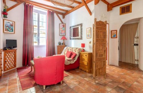Old Town Apartment | Apartment Miralheti by Interhome
