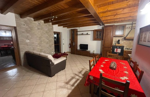 Pellio Inferiore Apartment | Apartment 'Mirko E Ale' with Mountain View and Balcony