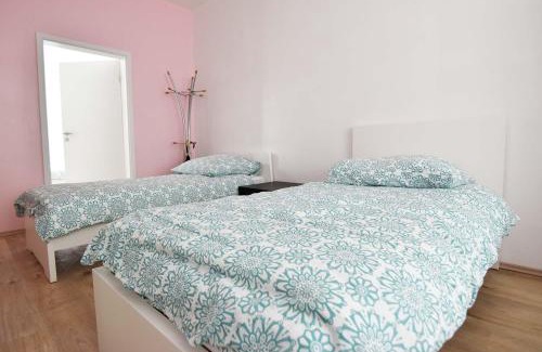 Bergisch Gladbach Apartment | Apartment mit 2 Schlafzimmern