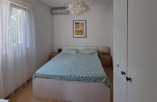 Rogac Apartment | Apartment Mlad - with pool: A3(2) - Rogac, Island Solta, Croatia
