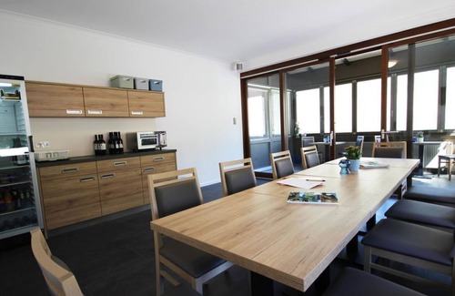 Bernkastel-Kues House | Apartment - Moselhotel Sonnenuhr