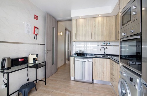 Manta Rota Apartment | Apartment 'Numar Residence Aa' with Shared Pool, Wi-Fi and Air Conditioning