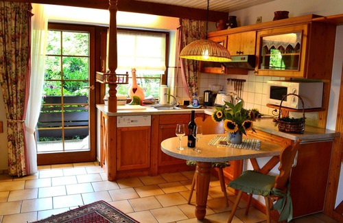 Sasbachwalden Apartment | Apartment 'Nachtigall' with Mountain View, Shared Terrace and Wi-Fi