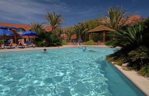 Cap d'Agde Apartment | Apartment near beach in lively resort