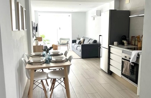 La Carrasca Apartment | Apartment near the beach in the cabin
