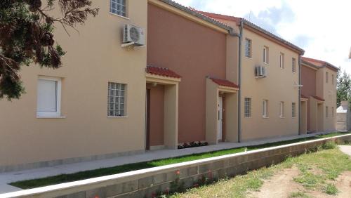 Nin Apartment | Apartment Nin 13172c