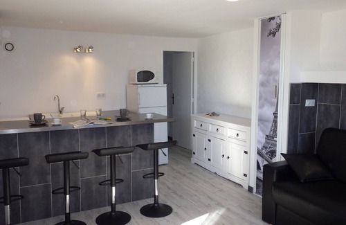 Favone Apartment | Apartment no. 2 for 4 people, barbecue terrace, shared swimming pool