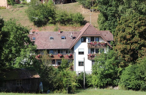 Freiamt Apartment | Apartment 'No. 3 Schwalbe' with Shared Terrace, Shared Garden and Wi-Fi