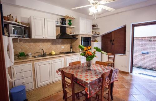 Locri Apartment | Apartment Nosside- Erasippe Residence