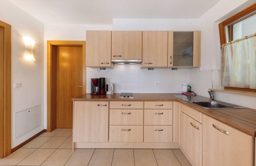 Fie allo Sciliar Apartment | Apartment 'Obertrisaierhof 1' with Mountain View, Private Terrace and Wi-Fi