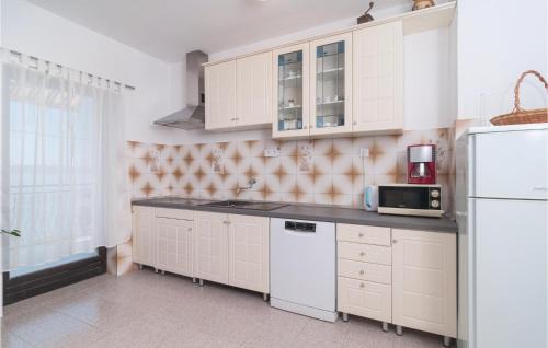 Kastel Kambelovac Apartment | Apartment Obala Kralja Tomislava Vi