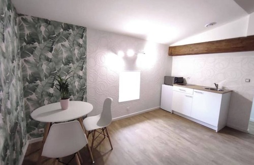 Theize Apartment | Apartment “Oingt” in Theizé with sauna
