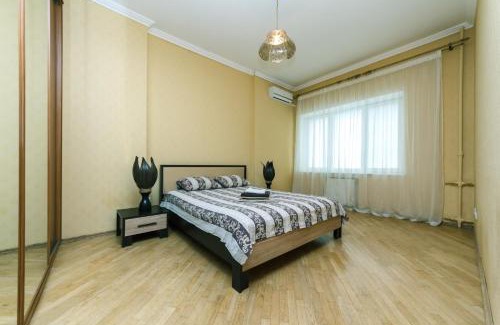 Lypky Apartment | Apartment on Khreshchatyk