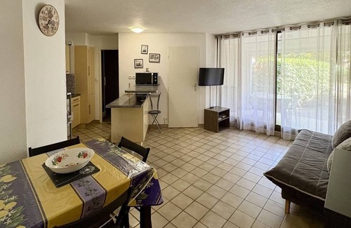 Le Barcares Apartment | Apartment on the ground floor equipped for 4 people with swimming pool 4CARA8