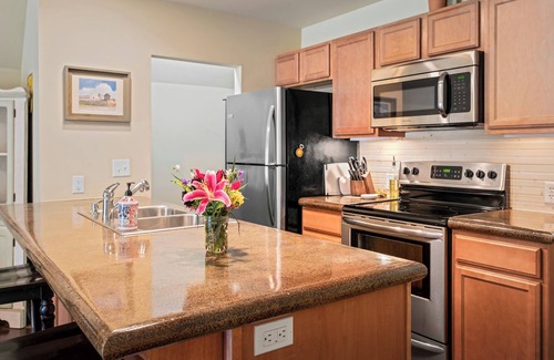 Lovingston Apartment | Apartment on the Knoll with private pool