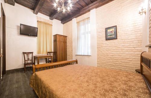 Lviv City Center Apartment | Apartment on Valova 16-2- 2 minutes to Market Square