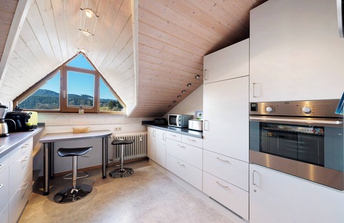 Lenzkirch Apartment | Apartment 'Panoramablick' with Mountain View, Balcony and Wi-Fi
