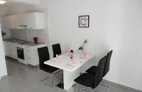 Gdinj Apartment | Apartment Paradise 4