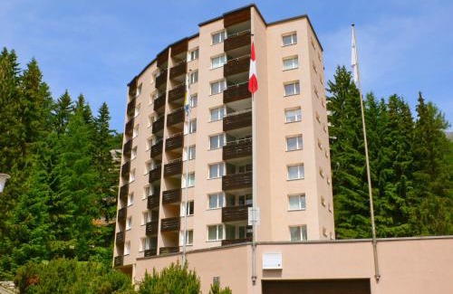 Davos Apartment | Apartment Parkareal - Utoring-24 by Interhome