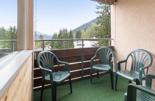 Davos Apartment | Apartment Parkareal - Utoring-24 by Interhome