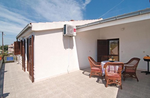 Strozanac Apartment | Apartment Podstrana 01