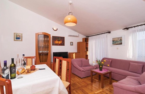 Strozanac Apartment | Apartment Podstrana 01